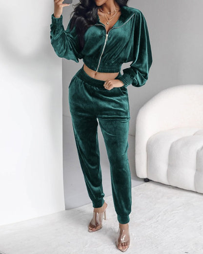 2 Piece Velvet Lounge Outfits Zip Up Crop Sweatshirt and Cuffed Sweatpants with Pockets