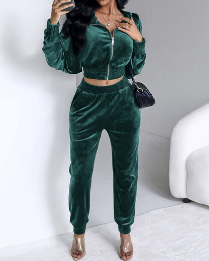 2 Piece Velvet Lounge Outfits Zip Up Crop Sweatshirt and Cuffed Sweatpants with Pockets