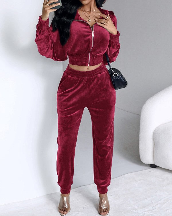 2 Piece Velvet Lounge Outfits Zip Up Crop Sweatshirt and Cuffed Sweatpants with Pockets