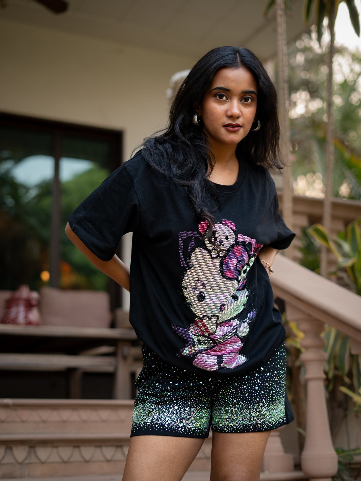 Oversized Sparkling Hello Kitty top